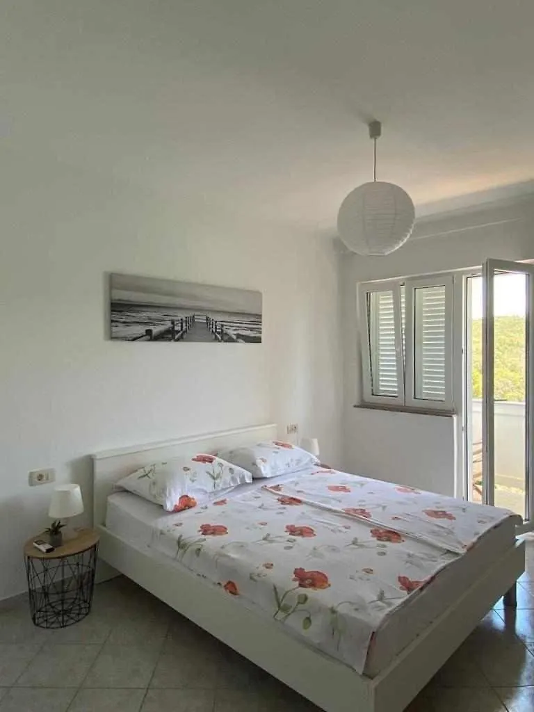 Penzion Seafront Apartment Complex In Rab Kampor